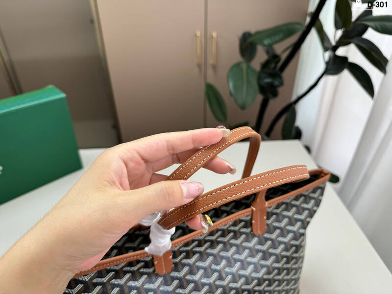 Goyard Black shoulder bag — 1:1 Replica