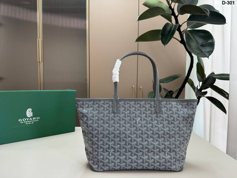Goyard Black shoulder bag — AAA Quality Replica