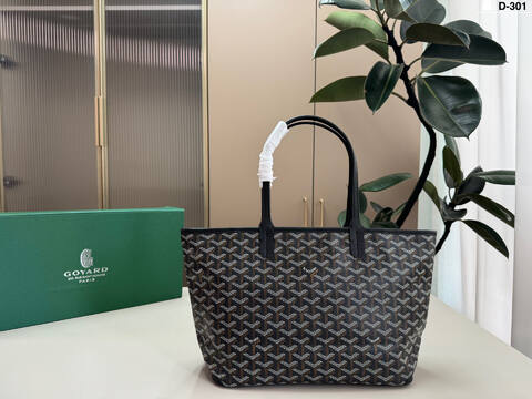 Goyard Black shoulder bag AAA Quality Replica