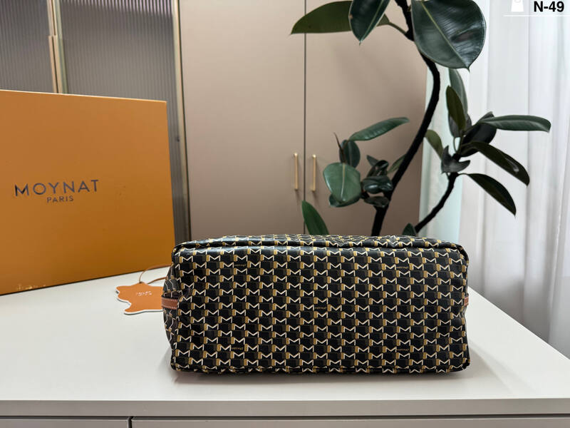 Goyard Monogram shoulder bag — 1:1 Replica