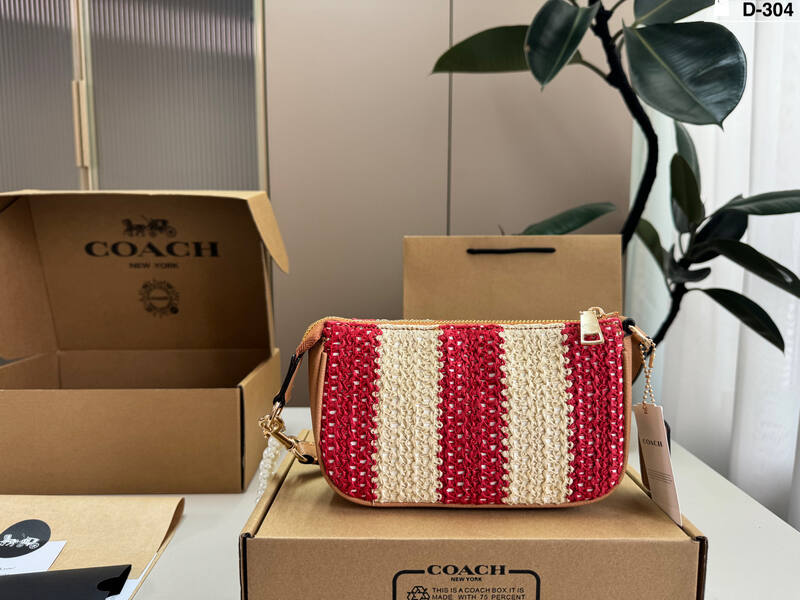 Coach Brown shoulder bag — 1:1 Replica