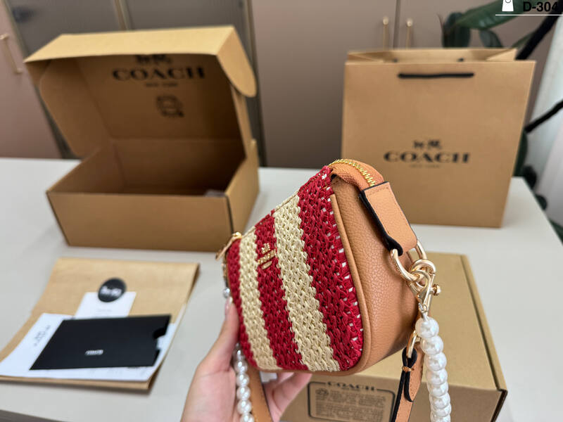 Coach Brown shoulder bag — 1:1 Replica