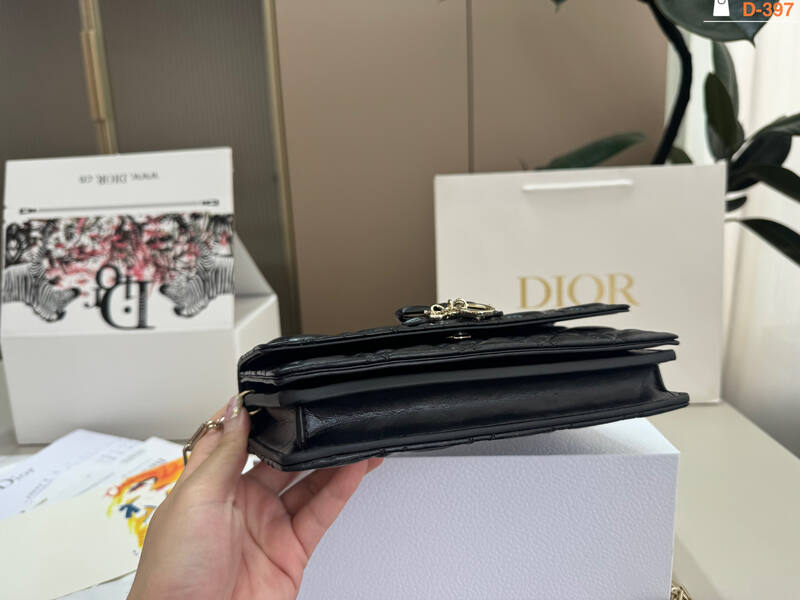 Dior Black shoulder — AAA Quality Replica