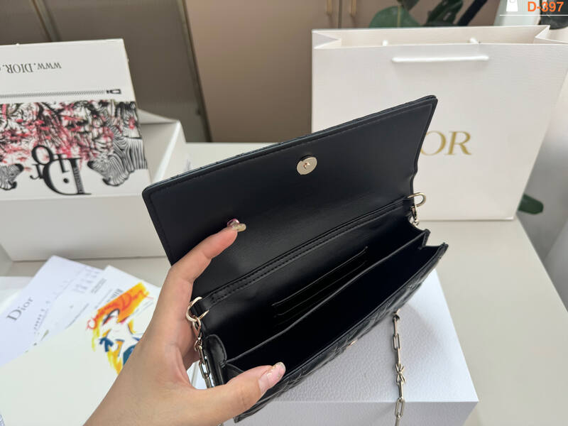 Dior Black shoulder — AAA Quality Replica