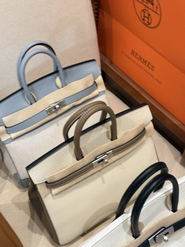 Hermes Birkin White and black handbag — AAA Quality Replica