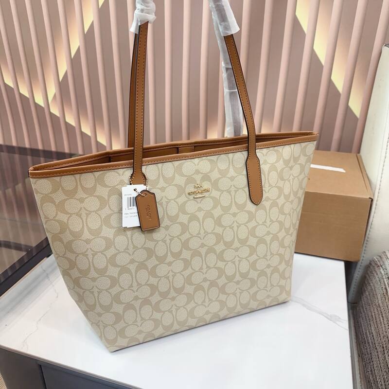 Coach City White 38x28x15cm shoulder bag — Premium Replica