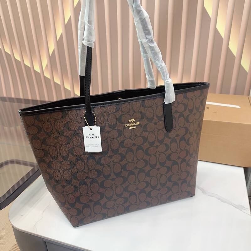 Coach City White 38x28x15cm shoulder bag — Premium Replica