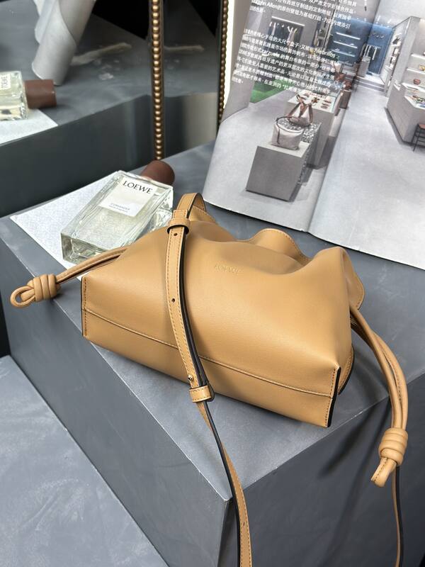 Loewe Beige 25x18x10cm shoulder bag — AAA Quality Replica