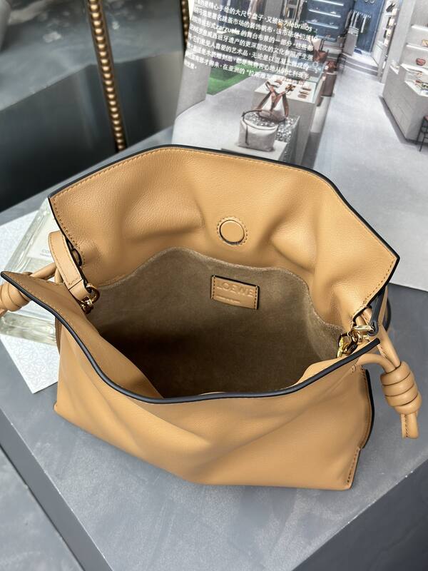 Loewe Beige 25x18x10cm shoulder bag — AAA Quality Replica