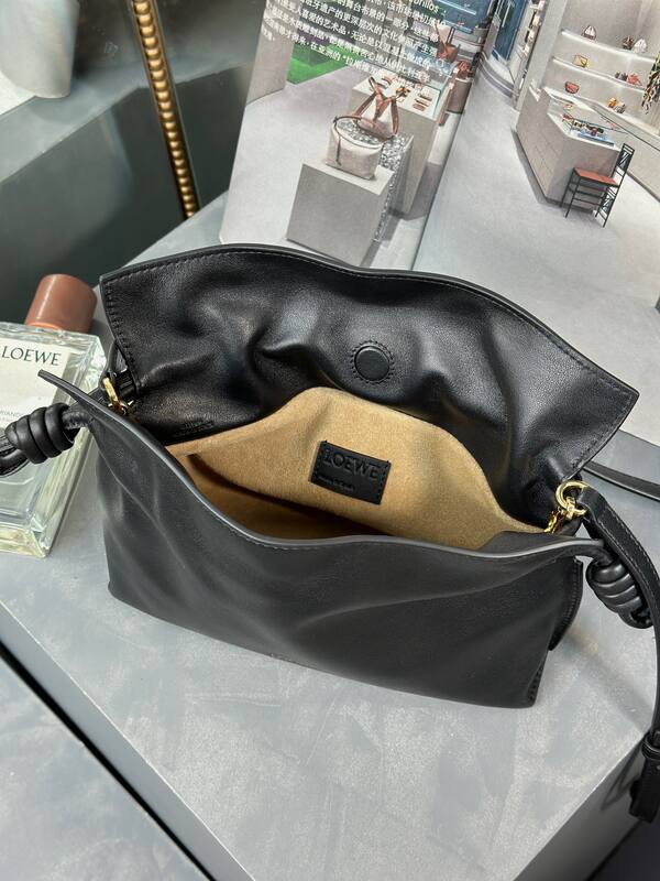 Loewe Black shoulder bag — 1:1 Replica