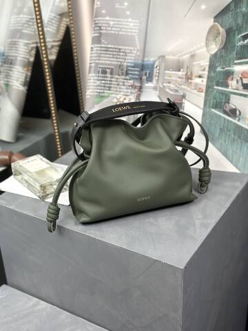 Loewe Green 18x12cm shoulder bag Top Quality Replica