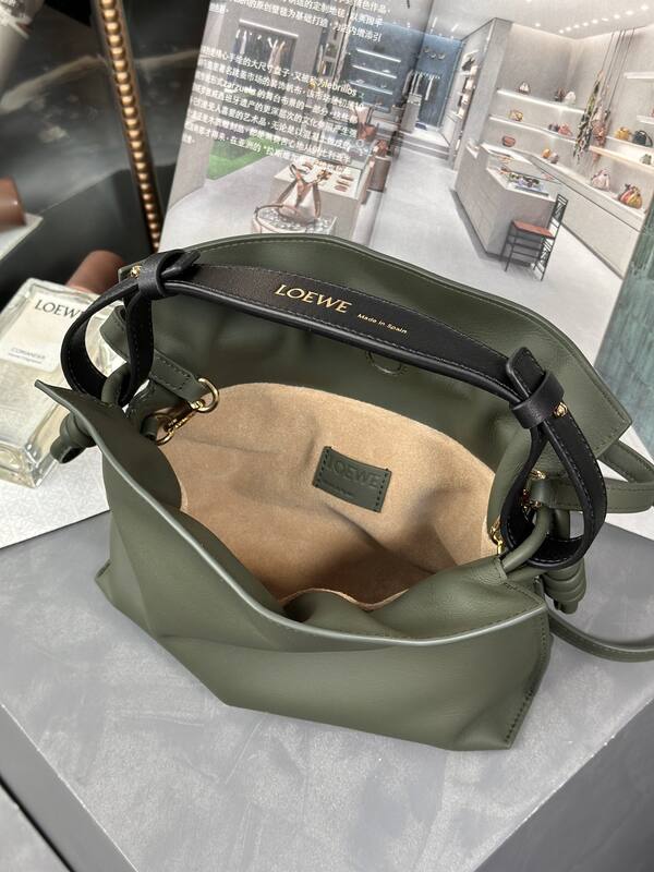 Loewe Green shoulder bag — Top Quality Replica