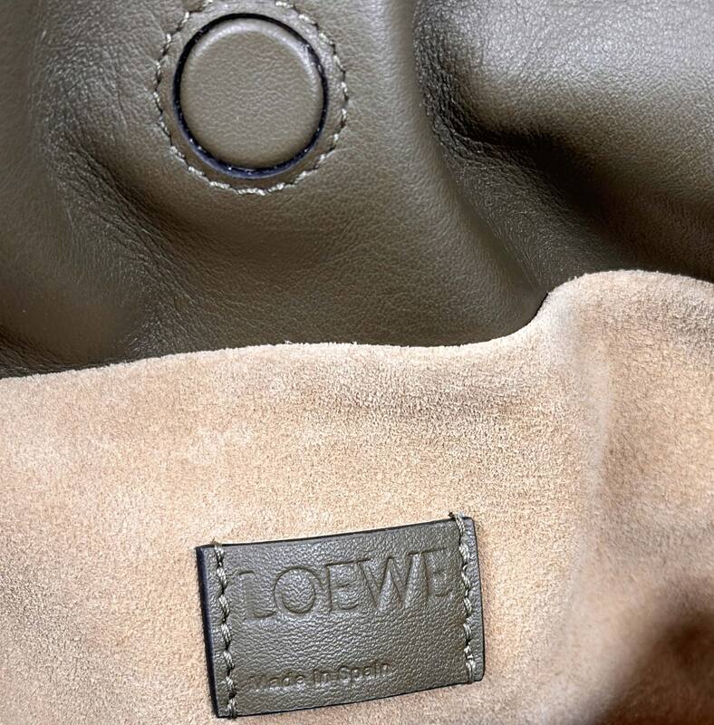 Loewe Green 25x18x10cm shoulder bag — AAA Quality Replica