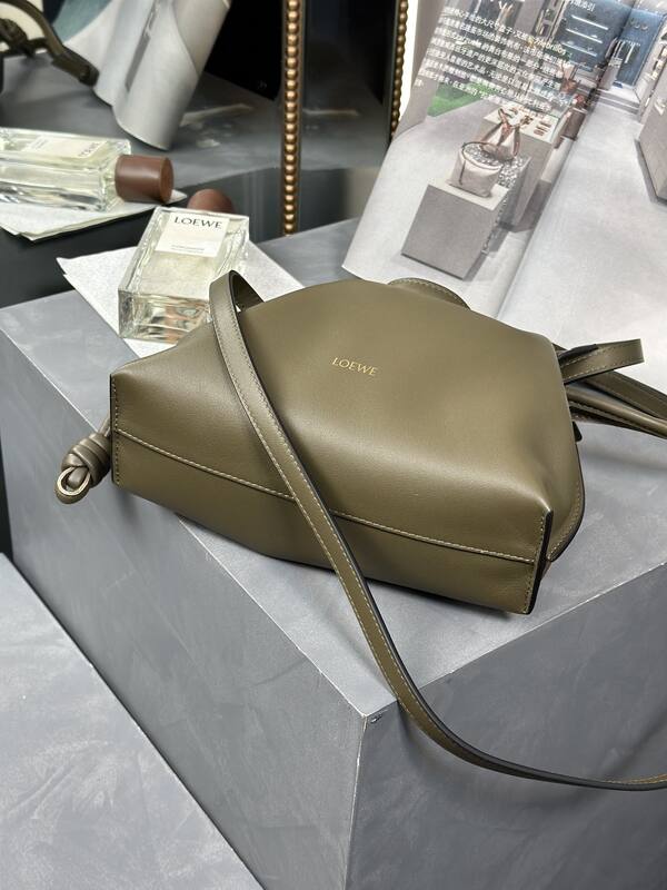 Loewe Green 25x18x10cm shoulder bag — AAA Quality Replica