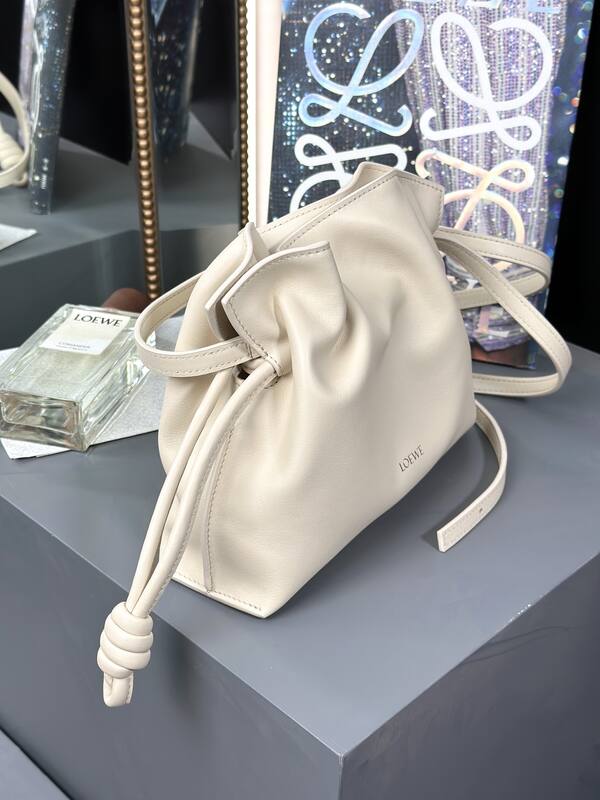Loewe Beige 25x18x10cm shoulder bag — Premium Replica