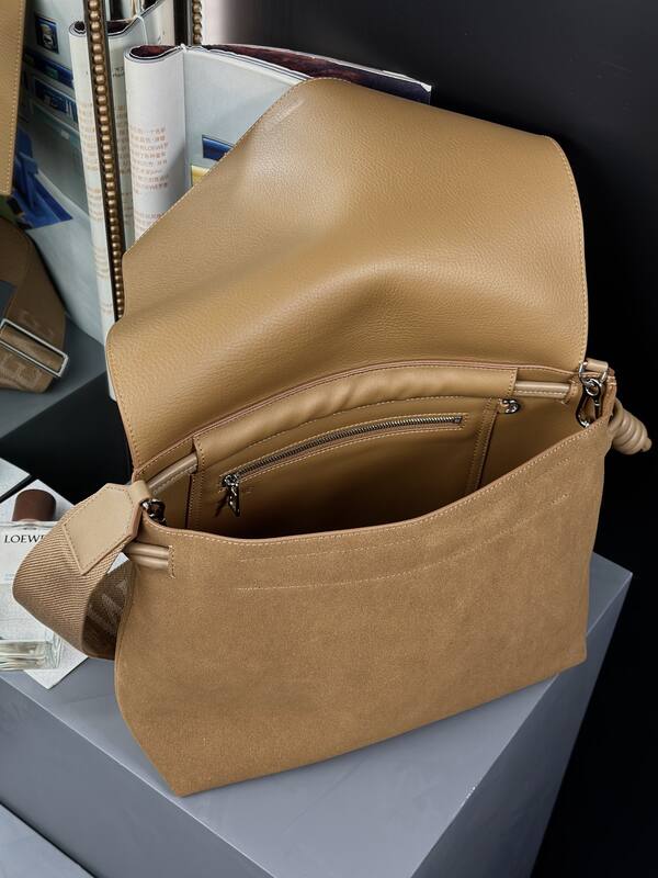 Loewe shoulder bag — Top Quality Replica
