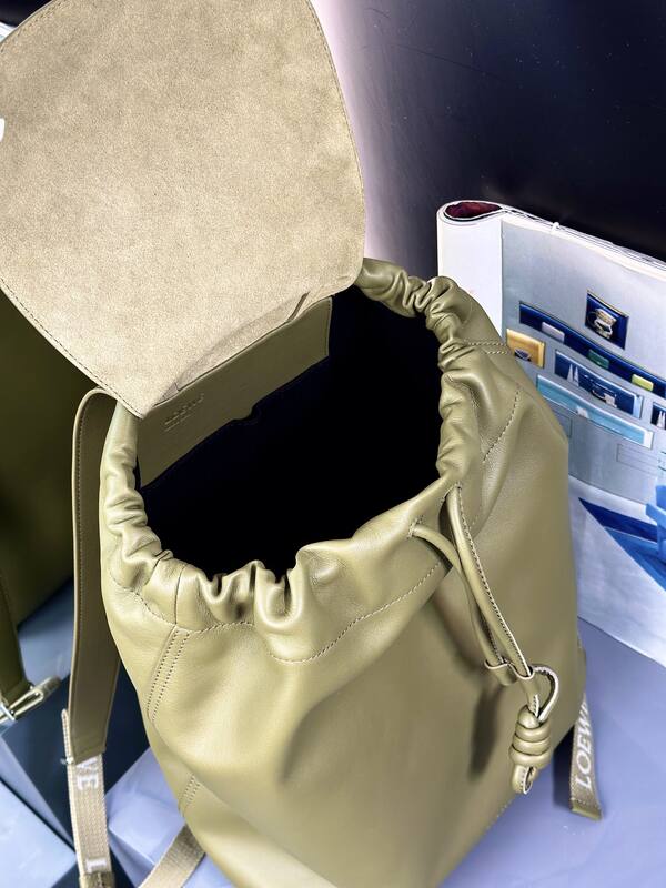 Loewe Green shoulder bag — AAA Quality Replica