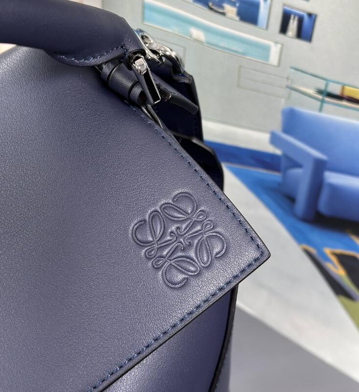 Loewe Blue shoulder bag — Top Quality Replica
