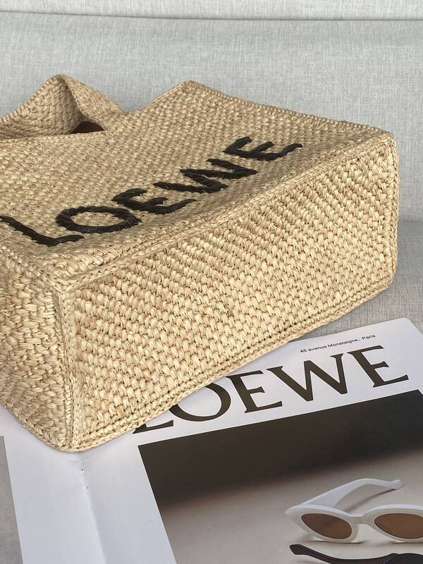 Loewe Black 25x18x10cm shoulder bag — Premium Replica