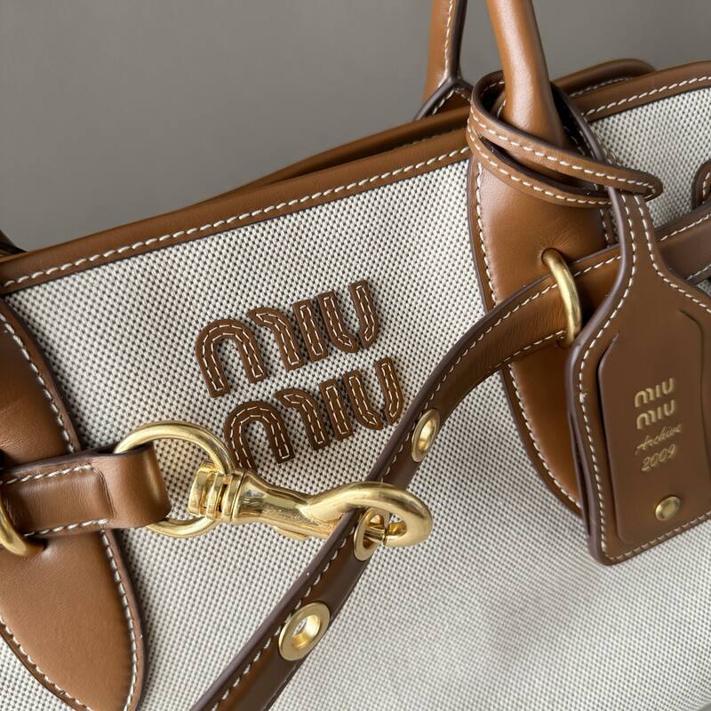 Miu Miu Brown shoulder bag — AAA Quality Replica