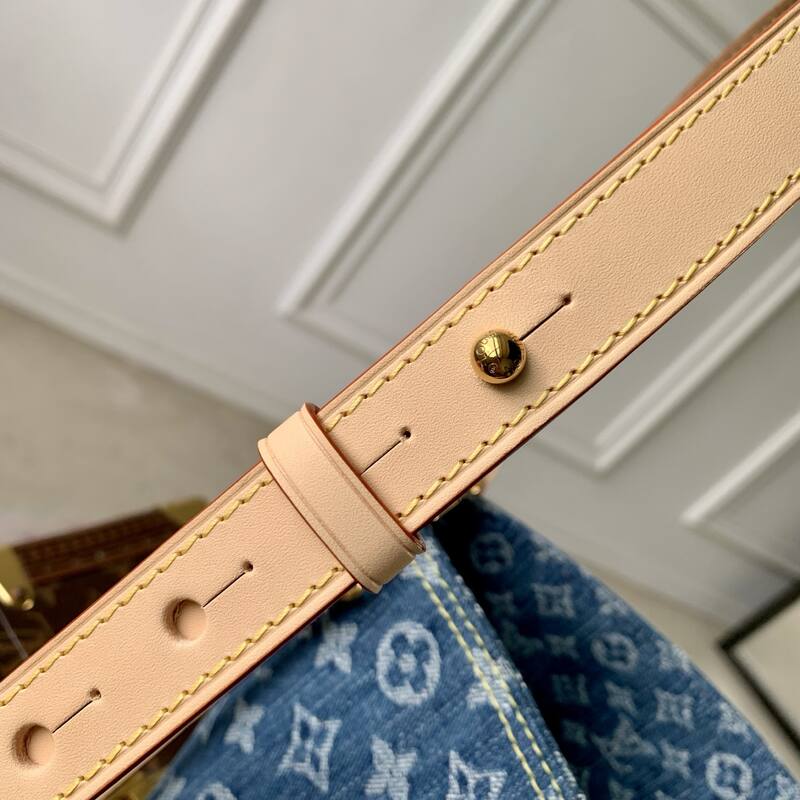 Louis Vuitton M28107 Blue Denim Monogram 16 x crossbody — Premium Replica