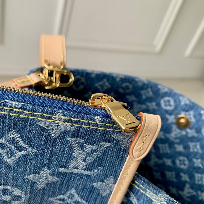Louis Vuitton M28107 Blue Denim Monogram 16 x crossbody — Premium Replica