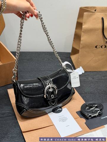 Coach Black shoulder bag 1 1 Replica