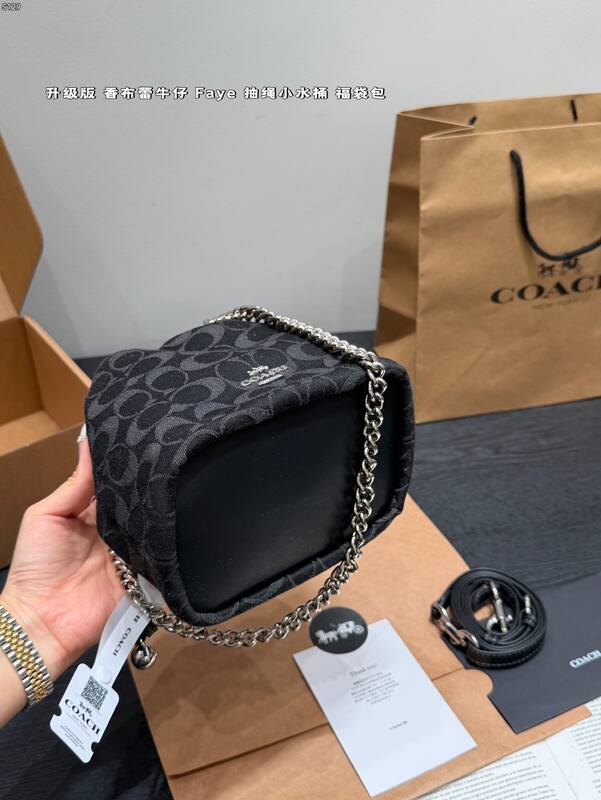 Coach Monogram 25x18x10cm shoulder bag — Top Quality Replica