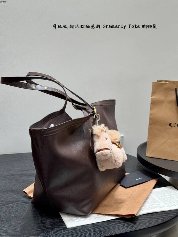 Coach Brown shoulder bag — AAA Quality Replica