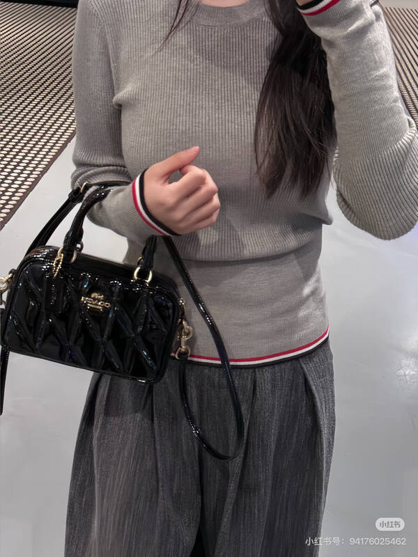 Coach Black 25x18x10cm shoulder bag — Premium Replica