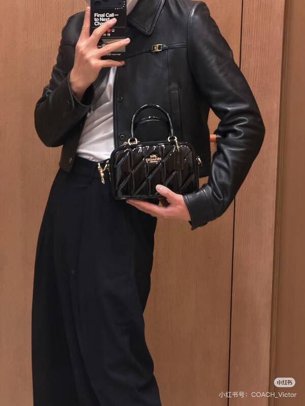 Coach Black 25x18x10cm shoulder bag — Premium Replica