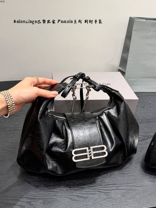 Balenciaga Black shoulder bag — 1:1 Replica