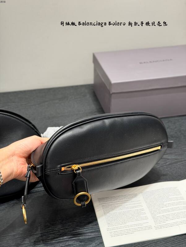 Balenciaga Black shoulder bag — 1:1 Replica