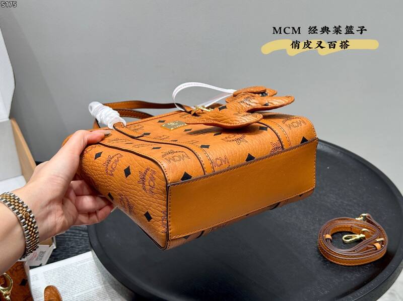 MCM Toni Visetos shoulder bag — AAA Quality Replica