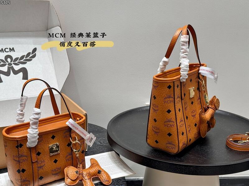 MCM Toni Visetos shoulder bag — AAA Quality Replica