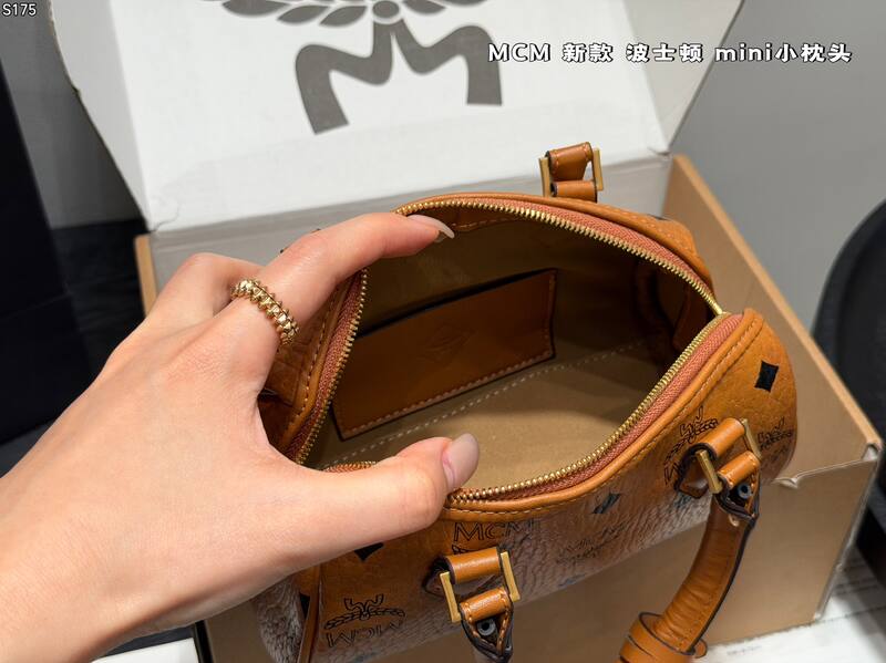 MCM Visetos shoulder bag — 1:1 Replica