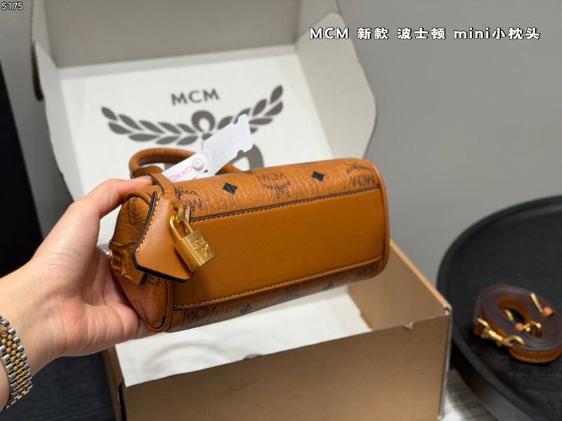MCM Visetos shoulder bag — 1:1 Replica