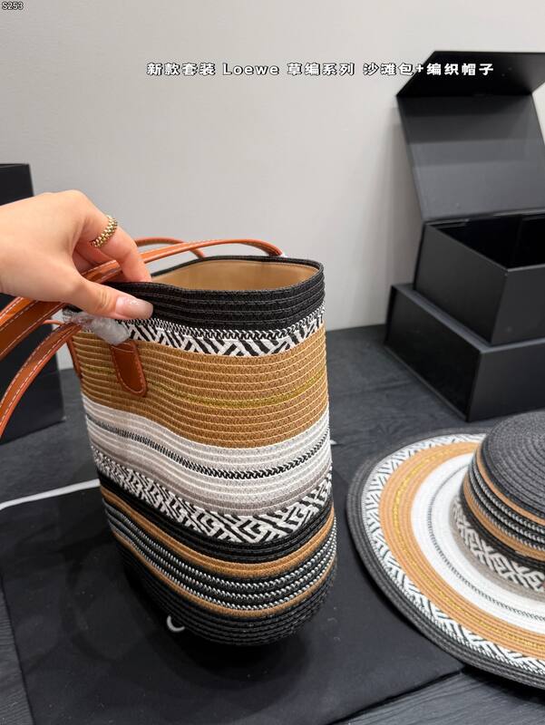 Loewe Brown shoulder bag — AAA Quality Replica