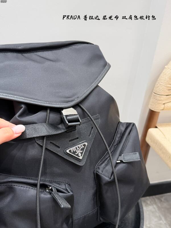 Prada Black shoulder bag — AAA Quality Replica
