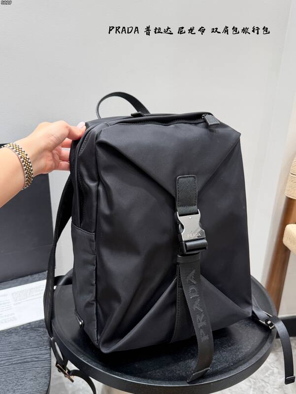 Prada Black shoulder bag — Top Quality Replica