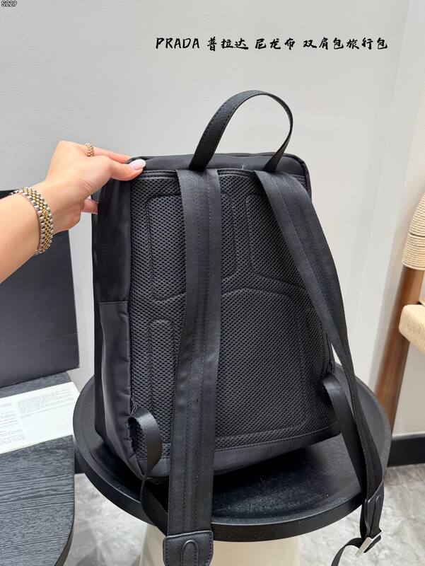 Prada Black shoulder bag — Top Quality Replica