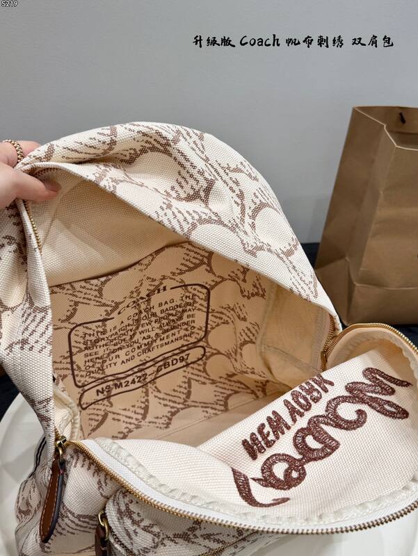 Coach Monogram shoulder bag — AAA Quality Replica