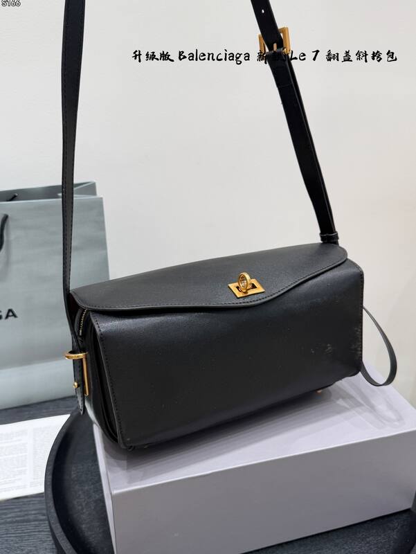 Balenciaga Black shoulder bag — Top Quality Replica