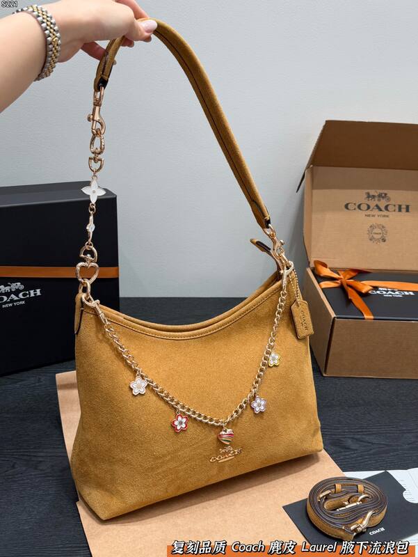 Coach Brown shoulder bag — Top Quality Replica