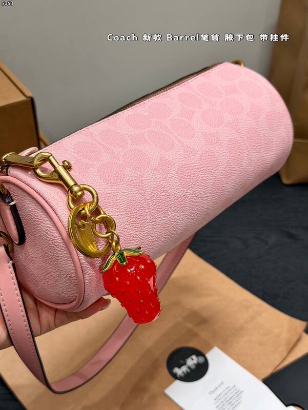 Coach Pink 25x18x10cm shoulder bag — 1:1 Replica