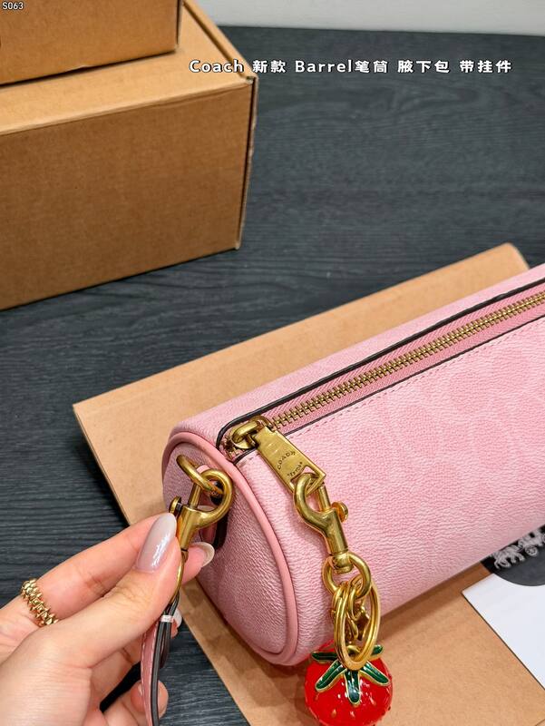 Coach Pink 25x18x10cm shoulder bag — 1:1 Replica