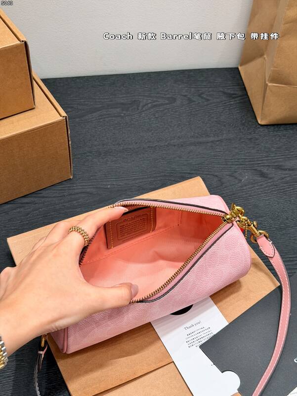Coach Pink 25x18x10cm shoulder bag — 1:1 Replica