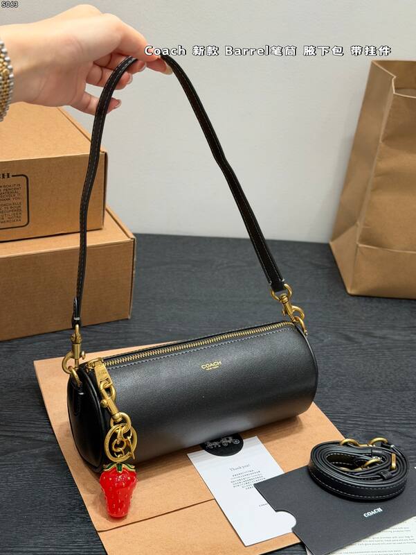Coach Black shoulder bag — 1:1 Replica