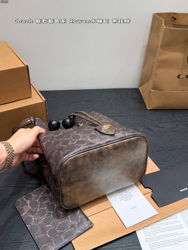 Coach Brown shoulder bag — Top Quality Replica