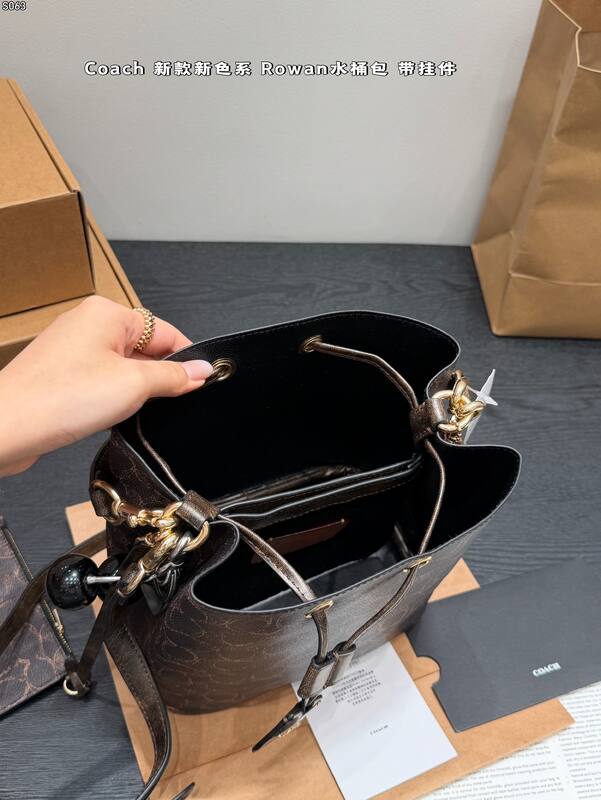 Coach Brown shoulder bag — Top Quality Replica